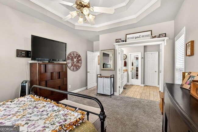 Building Photo - 58 Legend Dr