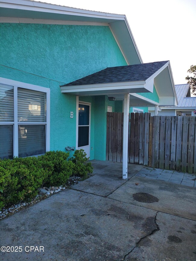 Primary Photo - 5500 Sunset Ave