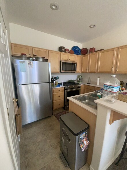 New Stainless Steel Appliances 1 - 1678 US Highway 395 N