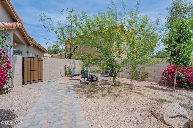 Building Photo - 11014 N 111th Way