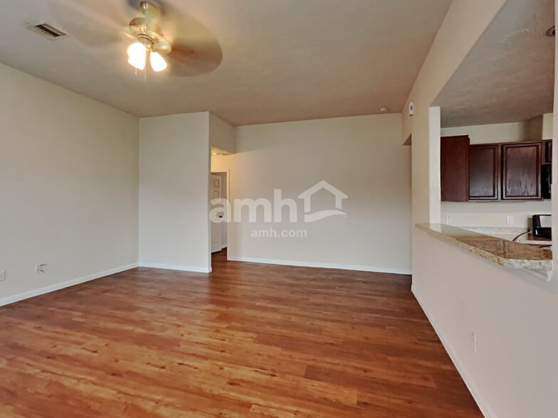 Building Photo - 3947 Hawthorn Glen Ct
