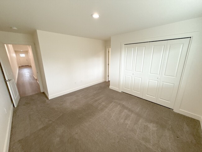 Building Photo - 4251-4253 Wyoming Street