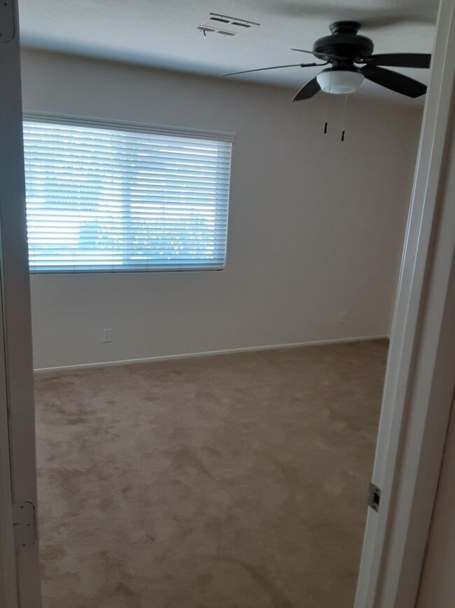 Building Photo - 3 bed/2 bath Country living Yucaipa!