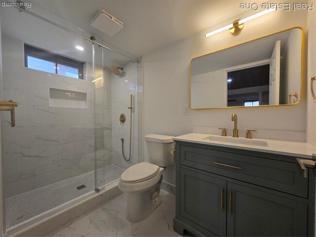 Building Photo - 28425 Alger St