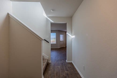 Building Photo - 8115 Meridian Isle