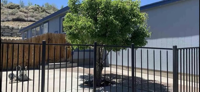 Building Photo - 2166 Camellia Dr