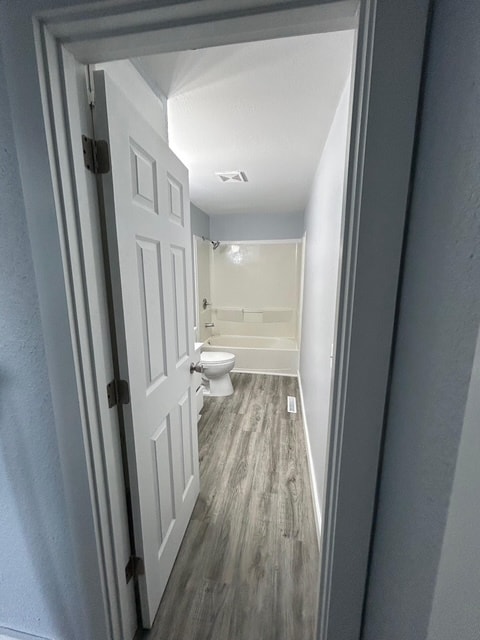 Building Photo - 410 W Lyon Ave