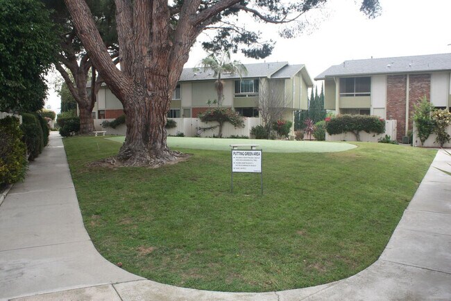 Building Photo - 5215 Sepulveda Blvd