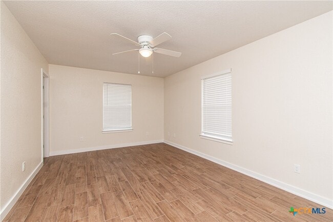 Building Photo - 304 Timber Ridge Dr