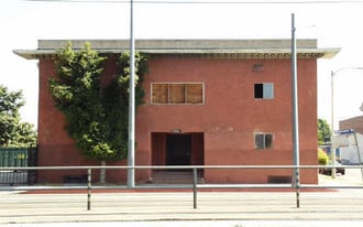 Building Photo - Bourbon Blue