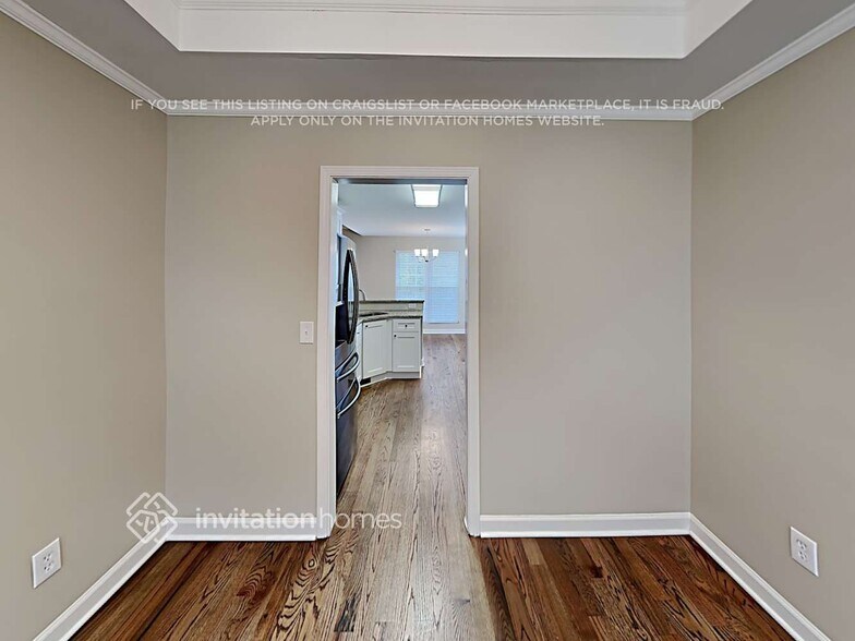 Building Photo - 6984 Forest Manor Dr