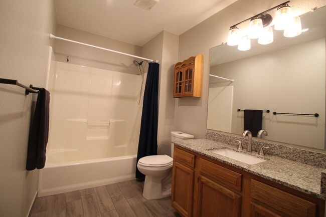 Building Photo - Great Home in West Loveland