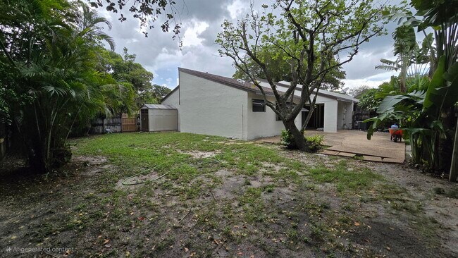 Building Photo - 6980 NW 30th Terrace