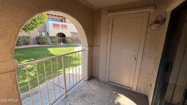 Building Photo - 5757 W Eugie Ave