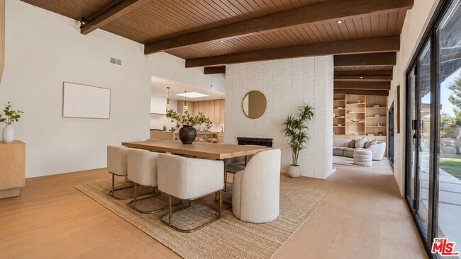 Building Photo - 5576 El Canon Ave