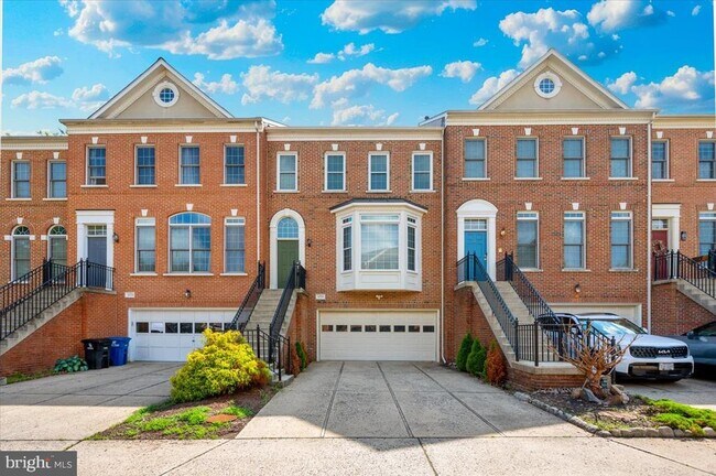 Building Photo - 4576 Fair Valley Dr