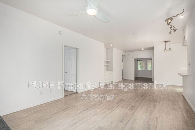 Building Photo - 11333 N 92nd St
