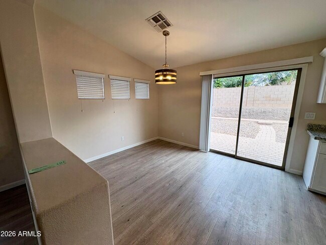 Building Photo - 8556 W Carol Ave