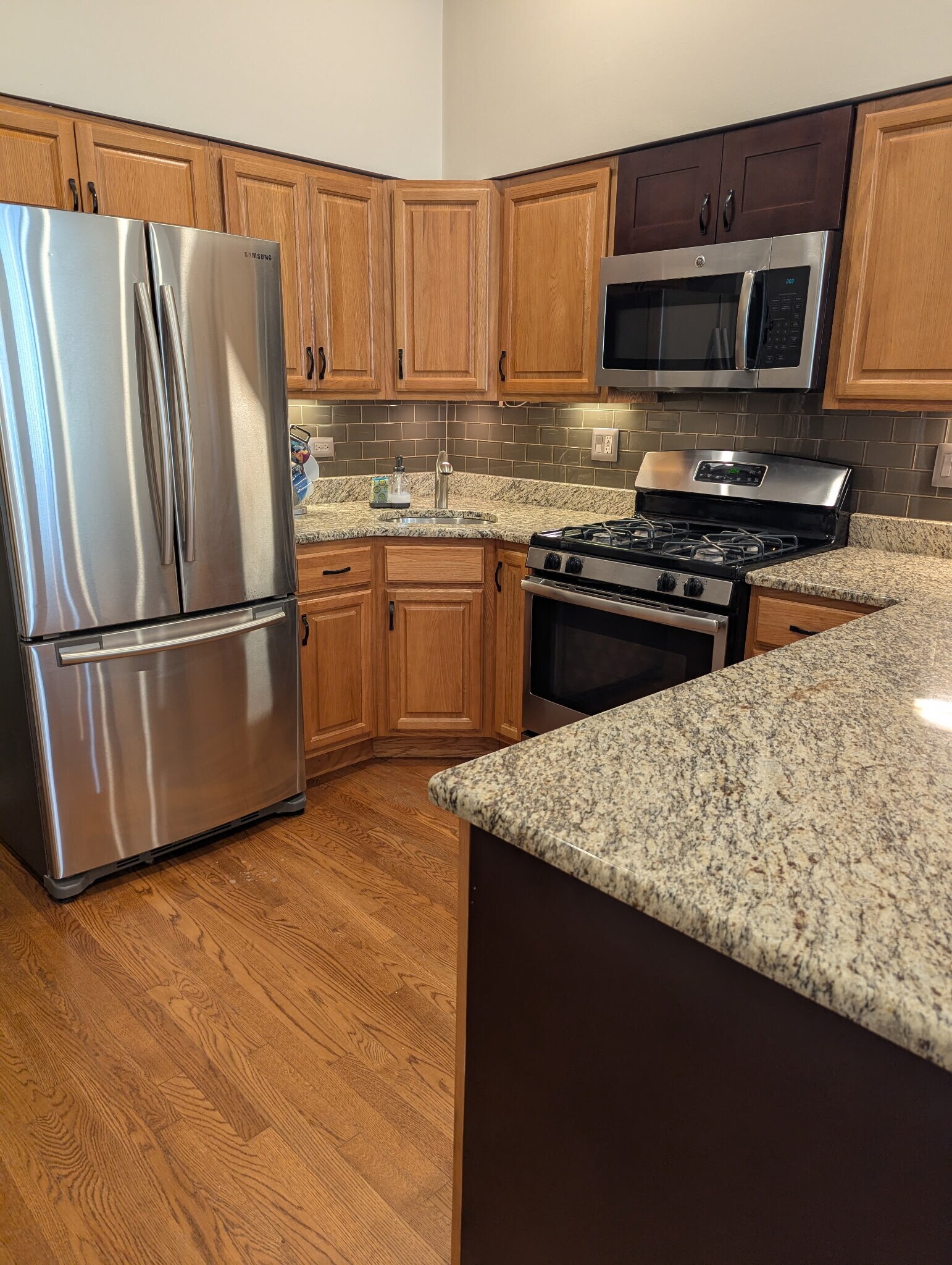 Building Photo - 1255 N Honore St