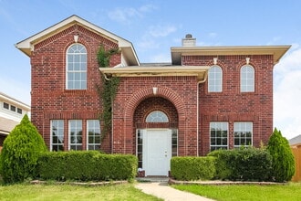 Building Photo - 816 Parker Dr