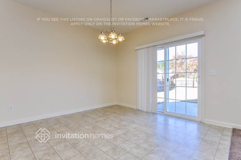 Building Photo - 5871 Sparrows Nest Way