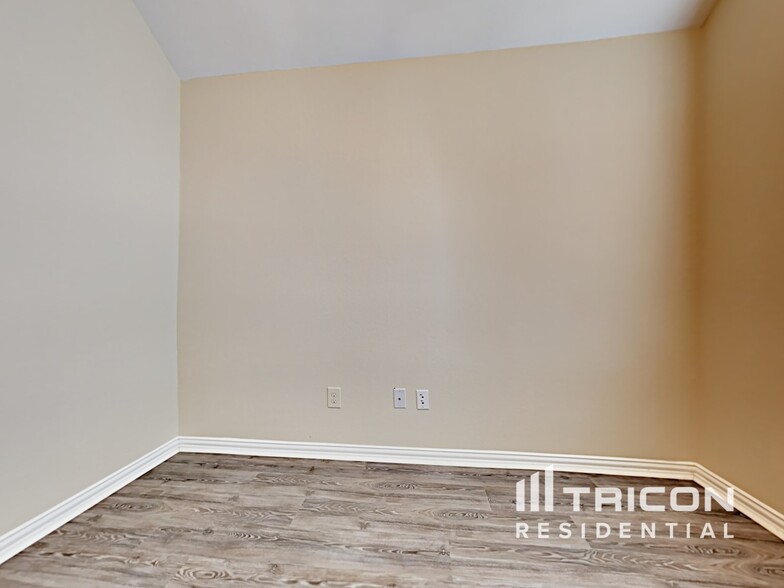 Building Photo - 478 Oak Chase Dr