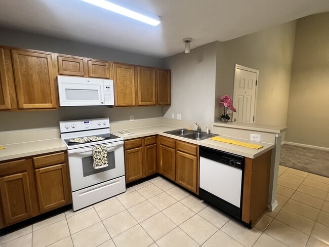 Building Photo - 6100 Maggies Cir
