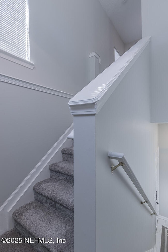 Building Photo - 3892 Summer Grove Way N