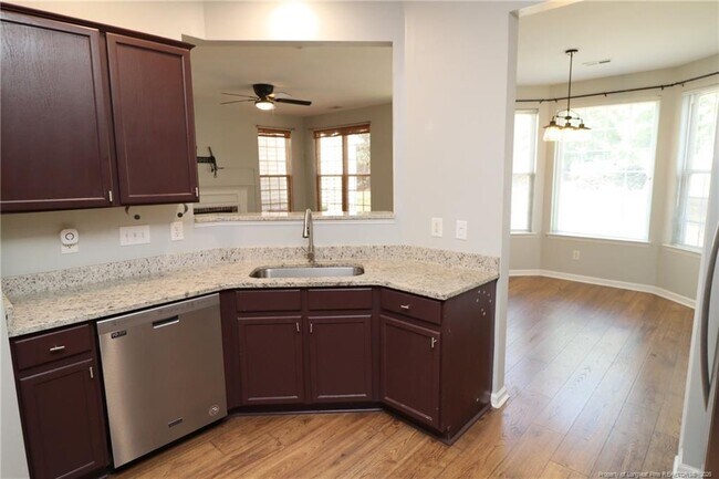 Building Photo - 1102 Silky Dogwood Trail