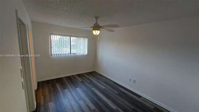 Building Photo - 4226 Landar Dr