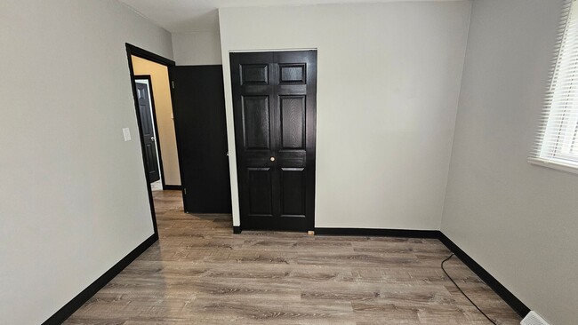 Building Photo - Newly Remodeled 3-Bedroom, 1-Bath Mansfield Home with Modern Upgrades & 2-Car Garage