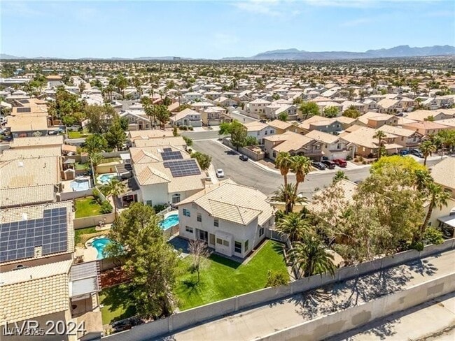 Building Photo - 3916 Varallo St