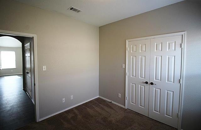 Building Photo - 138 Sierra Dr