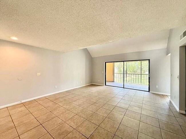 Building Photo - 5143 Puritan Cir