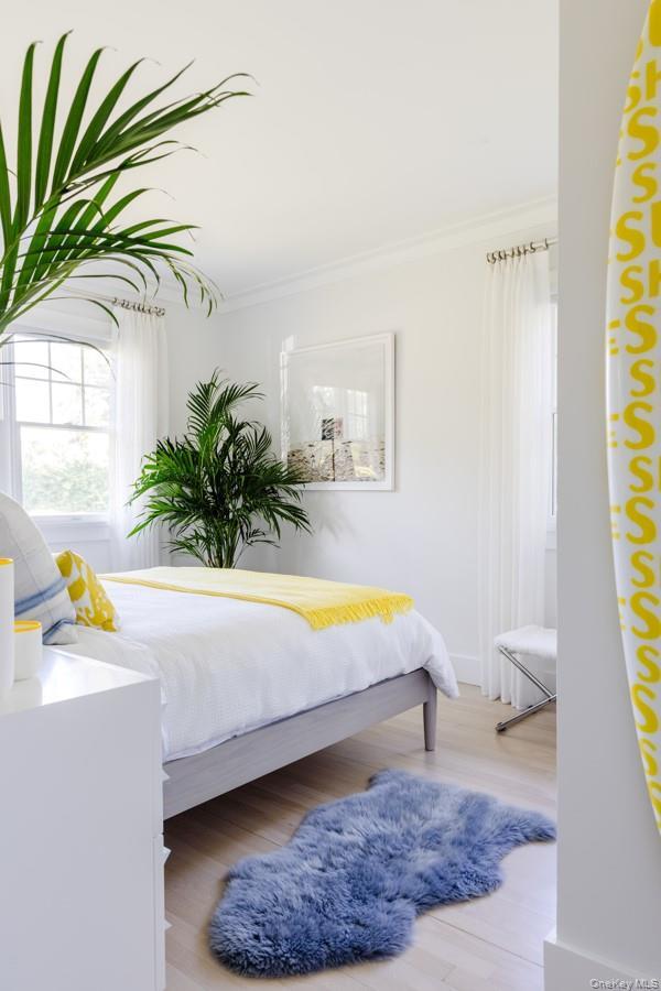 Building Photo - 48 Middle Pond Rd