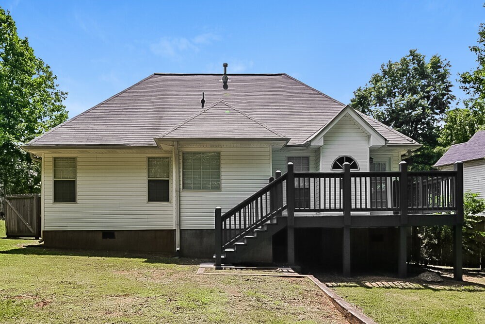 Building Photo - 388 Jasmine Dr