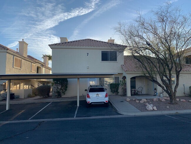Primary Photo - 1 Bedroom downstairs unit Henderson commun...