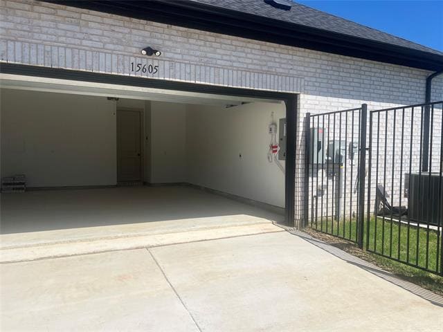 Building Photo - 15605 Millwood Trl