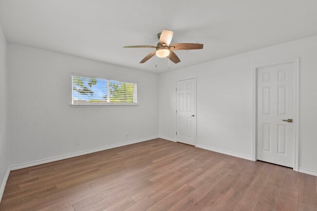 Building Photo - 5011 Redstart St