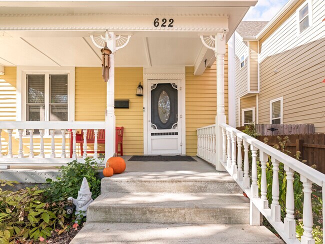 Building Photo - 622 N Hamilton Ave