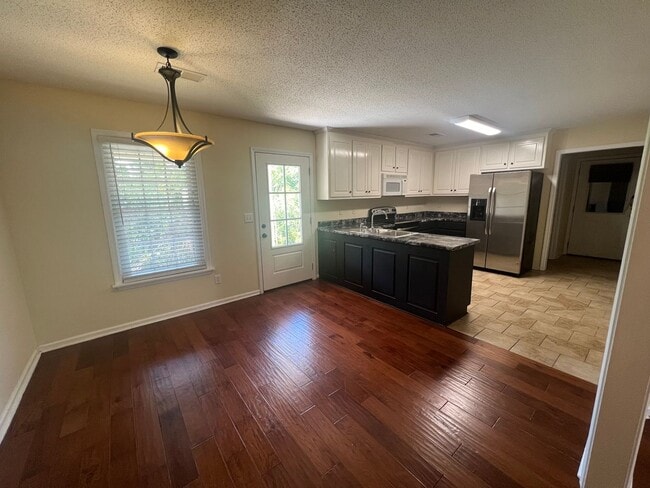 Building Photo - 14163 River Point Cir