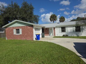 Building Photo - 1076 Hermosa Dr