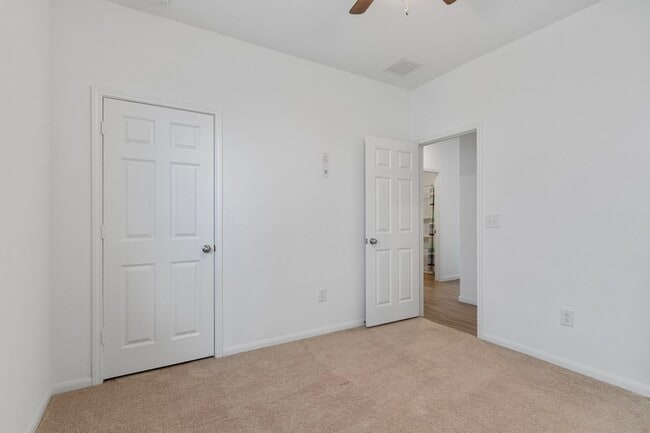 Building Photo - 17714 Winnower Ln