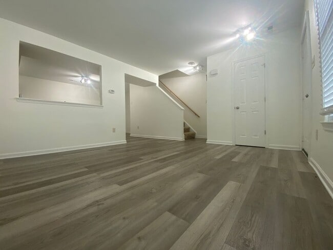 Building Photo - 1764 Wilcox Ln