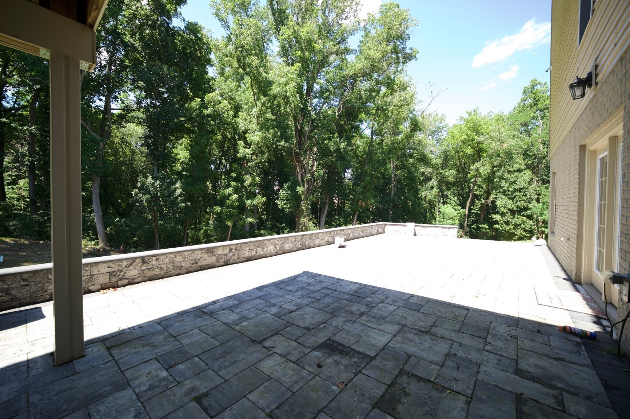 Building Photo - 7687 Cross Creek Dr