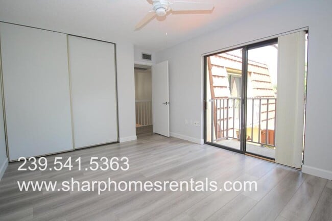 Building Photo - 5203 Cedarbend Dr