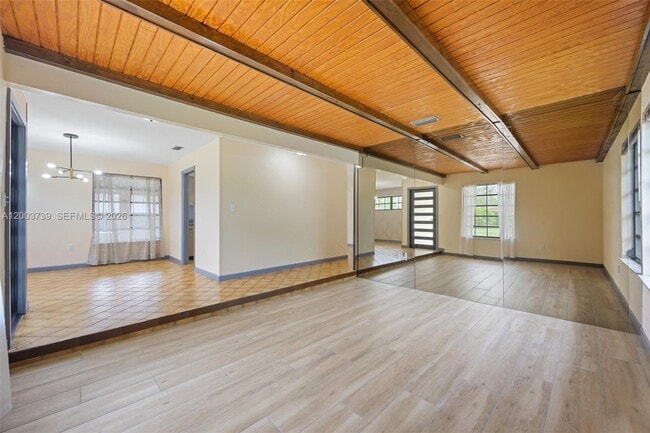 Building Photo - 5746 SW 53rd Terrace