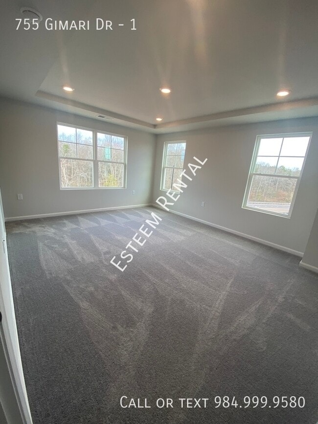 Building Photo - 755 Gimari Dr