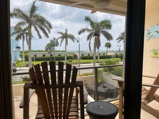 Building Photo - 355 S Ocean Dr