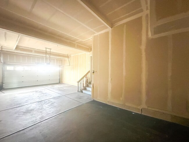 Building Photo - The price can't be beat!